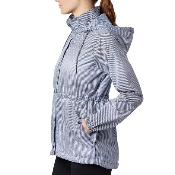 Columbia Jackets & Blazers - NWT Columbia Gable Island striped  windbreaker szL